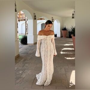 ANGEL LANE GEORGETTE LACE MAXI-IVORY size large NEW